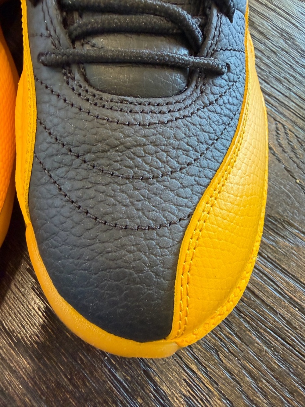 Air Jordan 12 Retro University Gold Men’s Size 8.5 - Picture 6 of 14